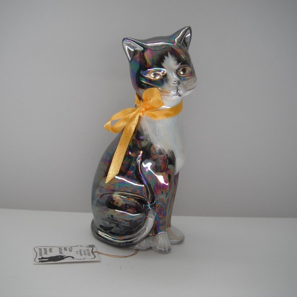 2003 Heater Tailor Porcelain Art Cat Figurine Hand Painted Lustre and Gold W.A.